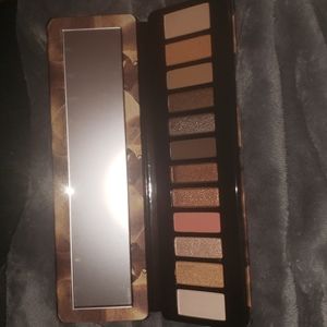 Urban Decay Naked Reloaded Palette